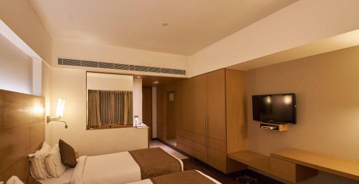 Hotel Platinum Rajkot Exterior foto